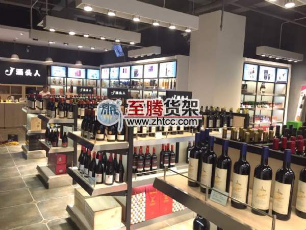 酒頭人連鎖酒品專賣：酒架的展現(xiàn)藝術(shù)